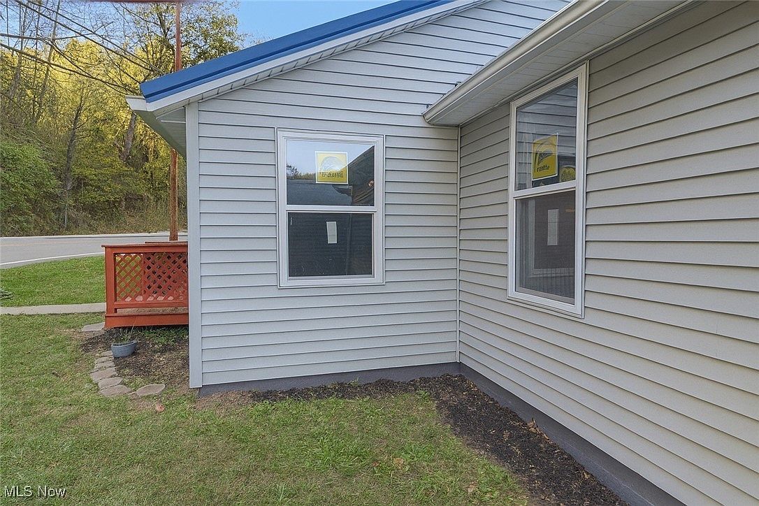 8412 Sissonville Dr Charleston, WV 25320 - Thumbnail 4