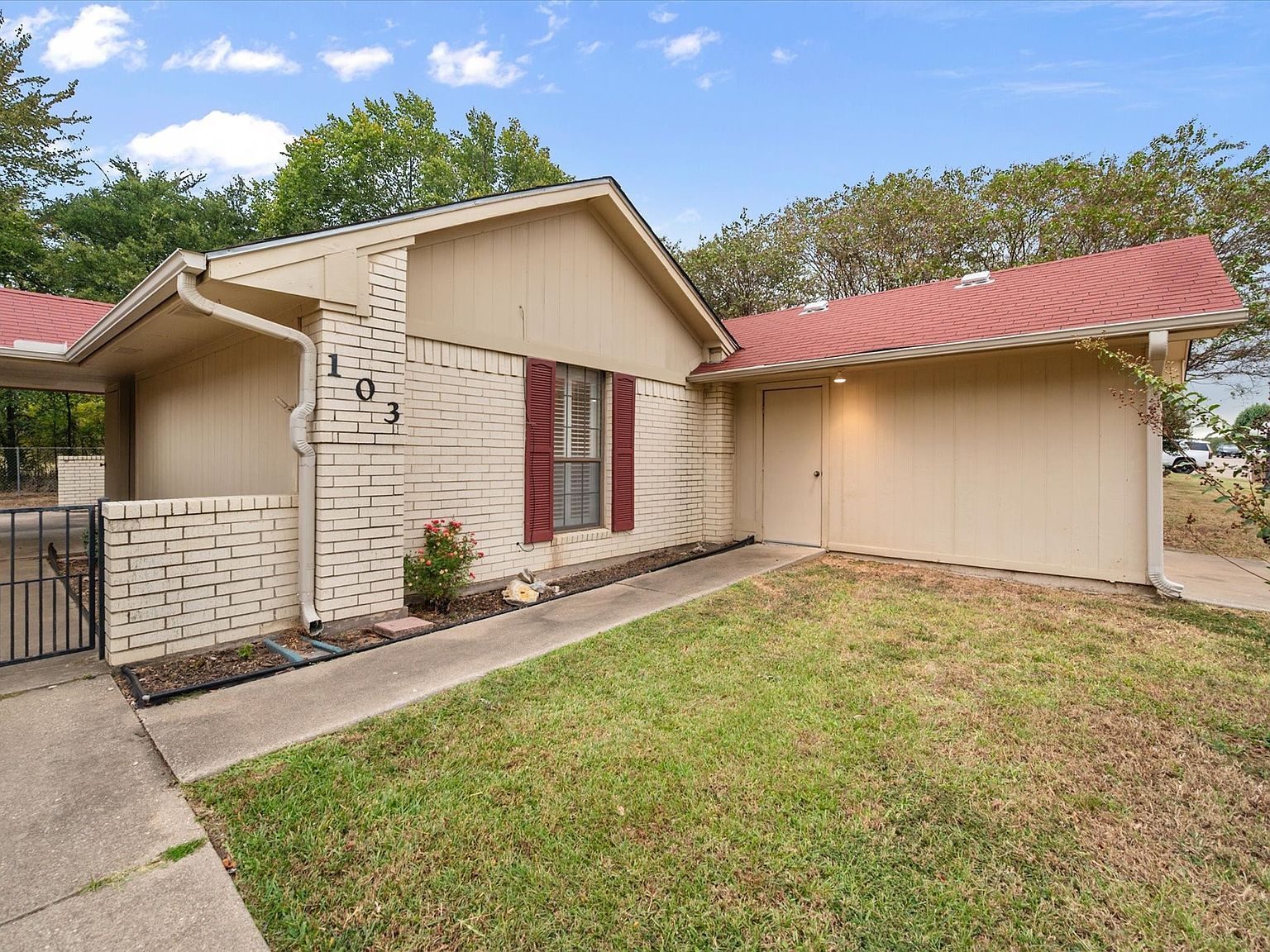 103 Gilpin Dr Fairfield, TX 75840 - Thumbnail 4