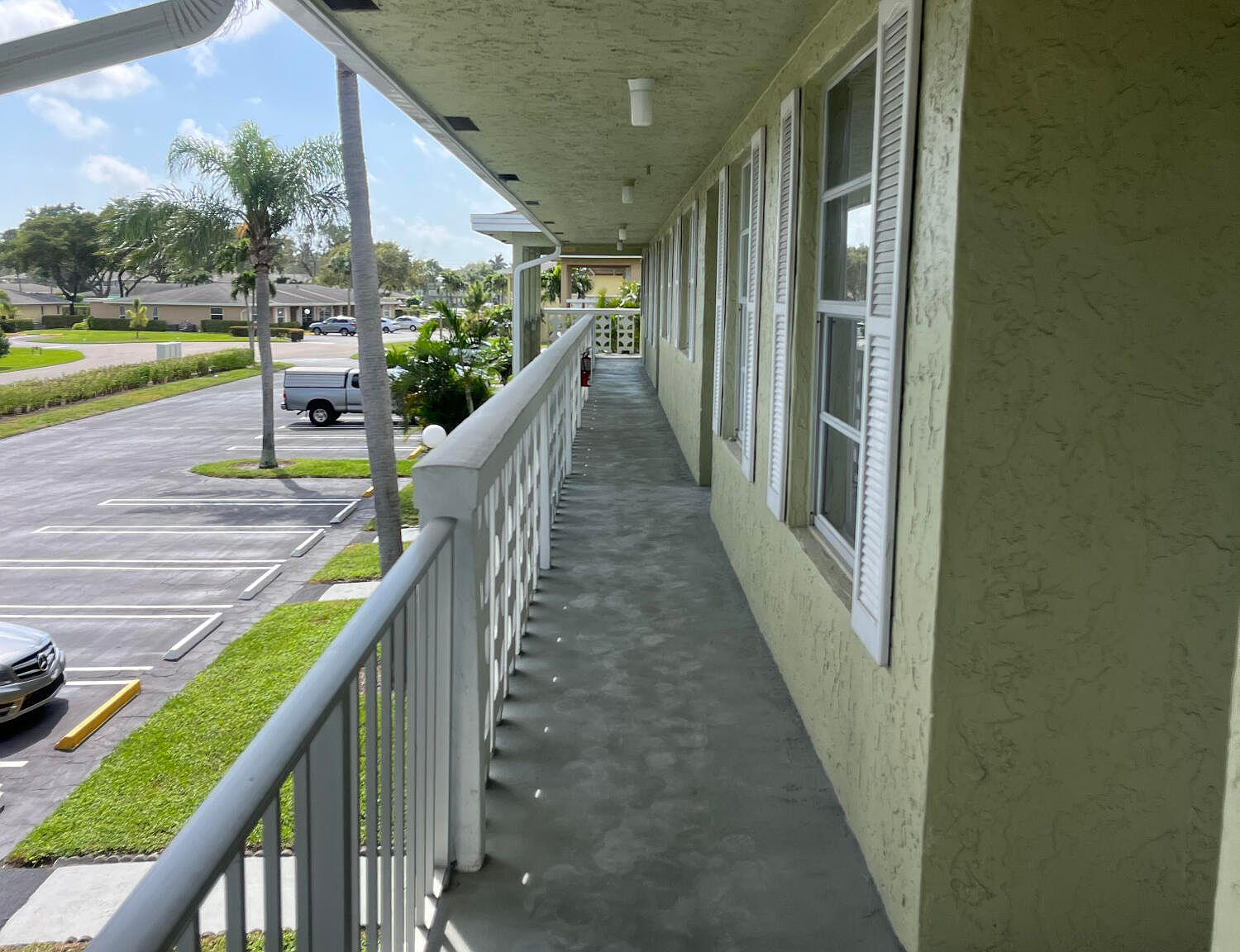 1101 Cactus Ter APT 204 Delray Beach, FL 33445 - Thumbnail 4
