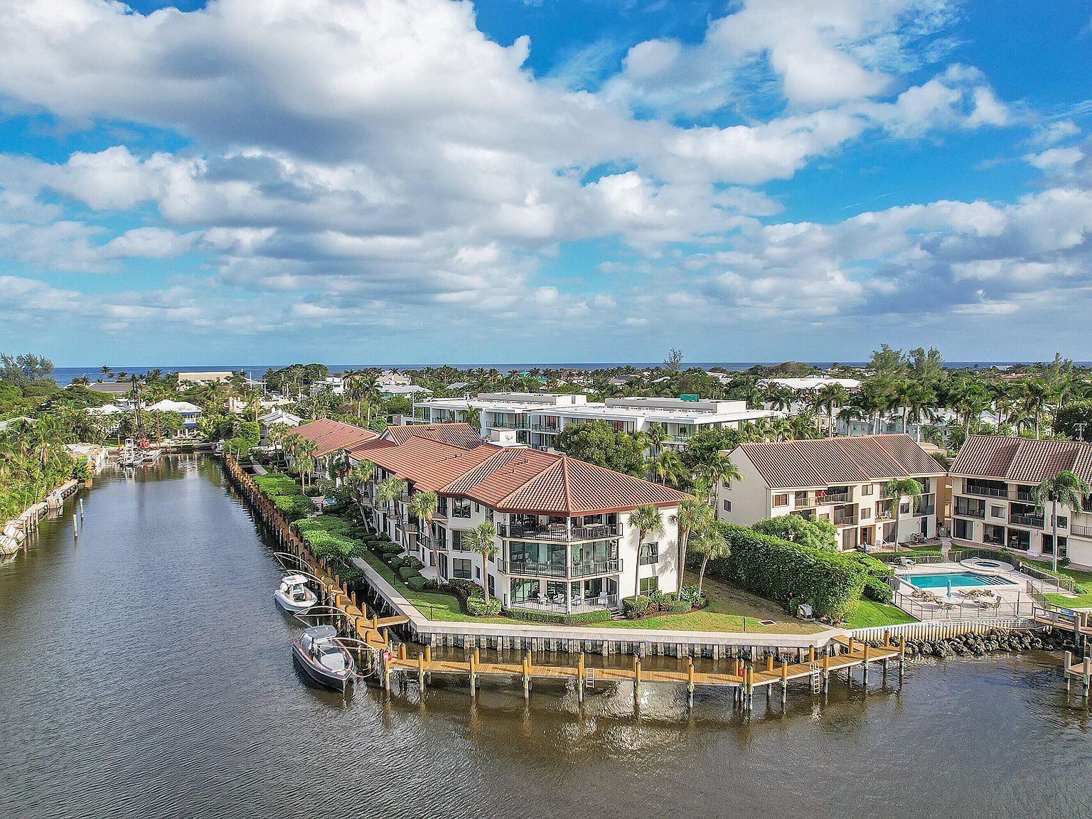 800 Andrews Ave APT 9 Delray Beach, FL 33483 - Thumbnail 4