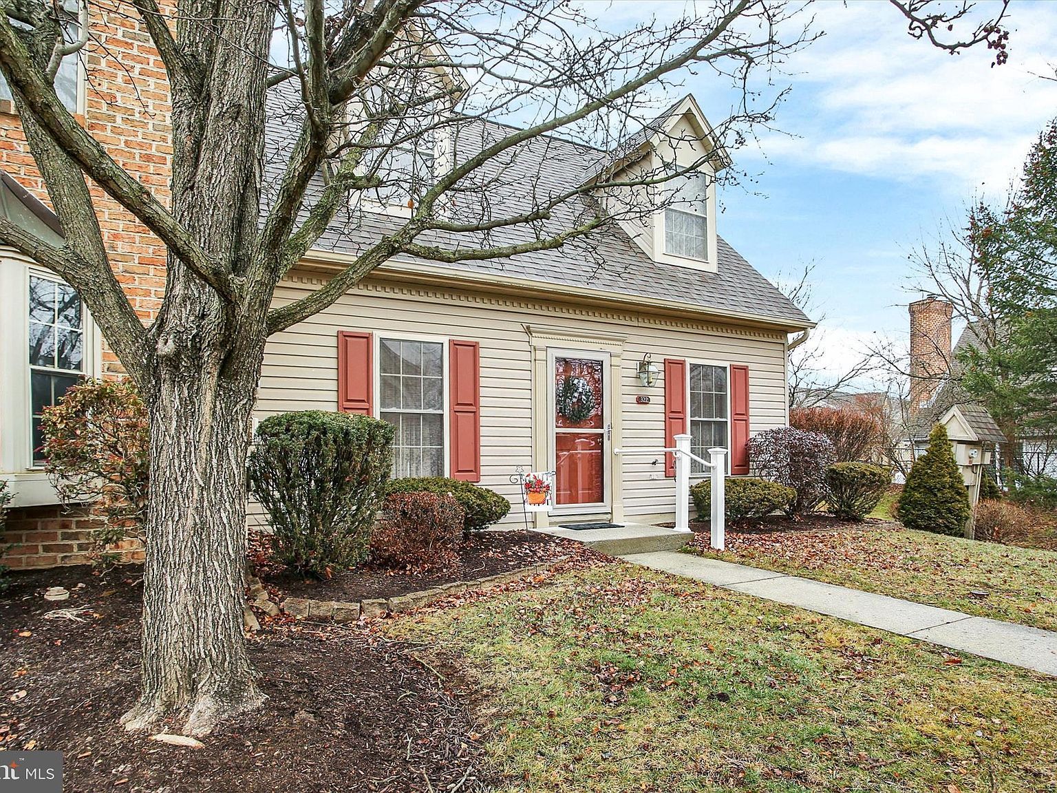 322 Woodland View Ct Harrisburg, PA 17110 - Thumbnail 4