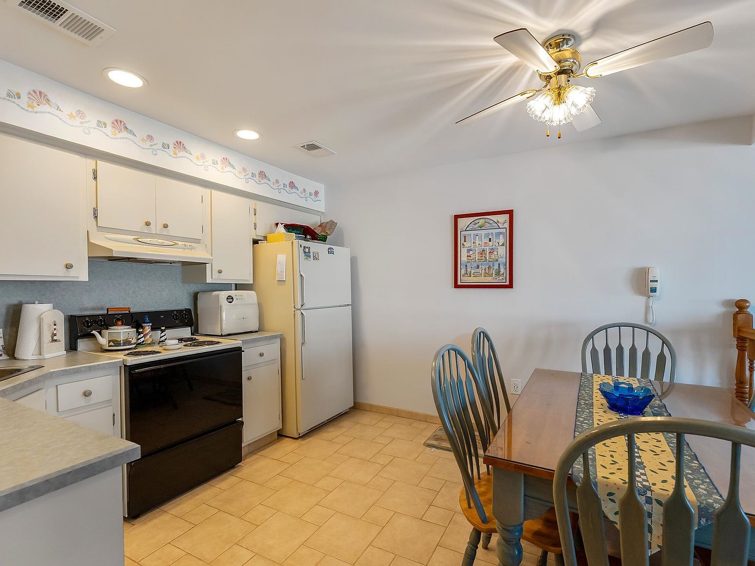 215 Surf Ave APT 203 North Wildwood, NJ 08260 - Thumbnail 4