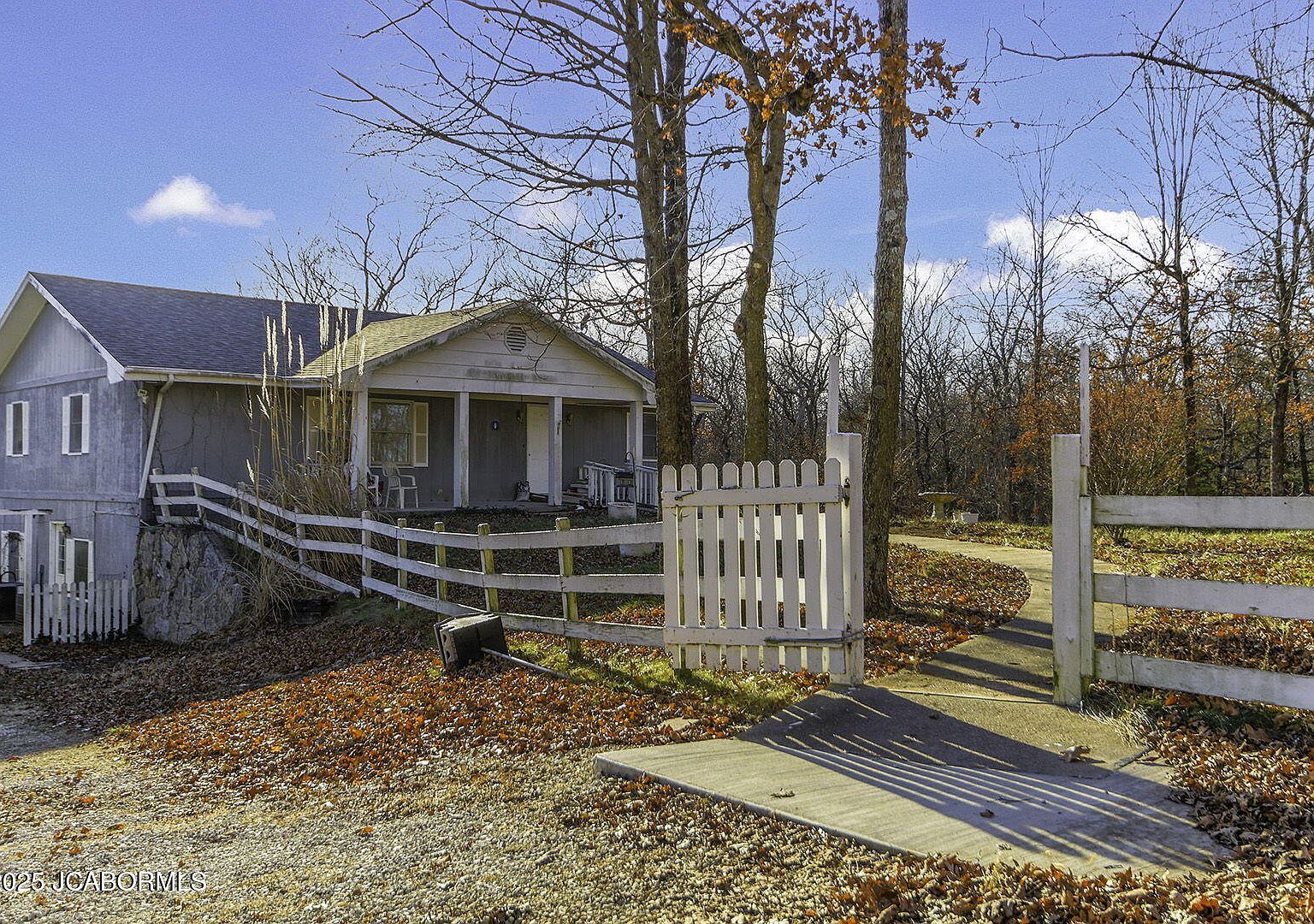 1702 County Road 382 Holts Summit, MO 65043 - Thumbnail 4