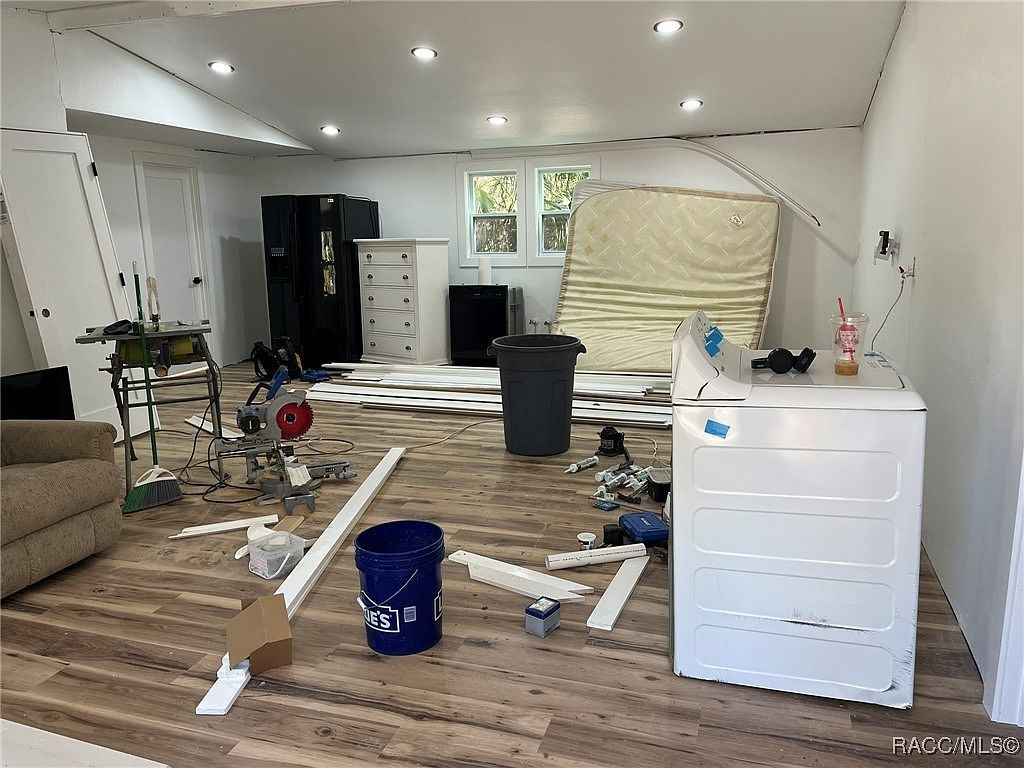 345 Sapp St Inglis, FL 34449 - Thumbnail 4