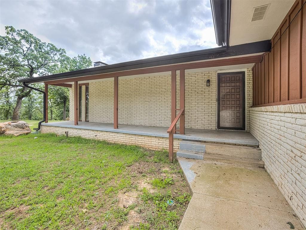38021 W Highway 16 Bristow, OK 74010 - Thumbnail 4