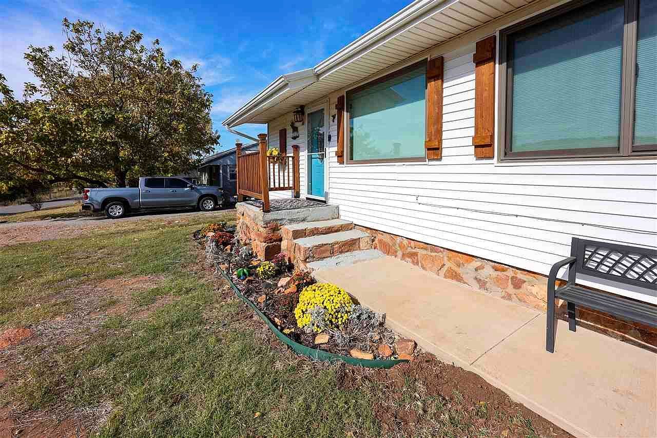 80 NW Big Rock Rd Medicine Park, OK 73557 - Thumbnail 4