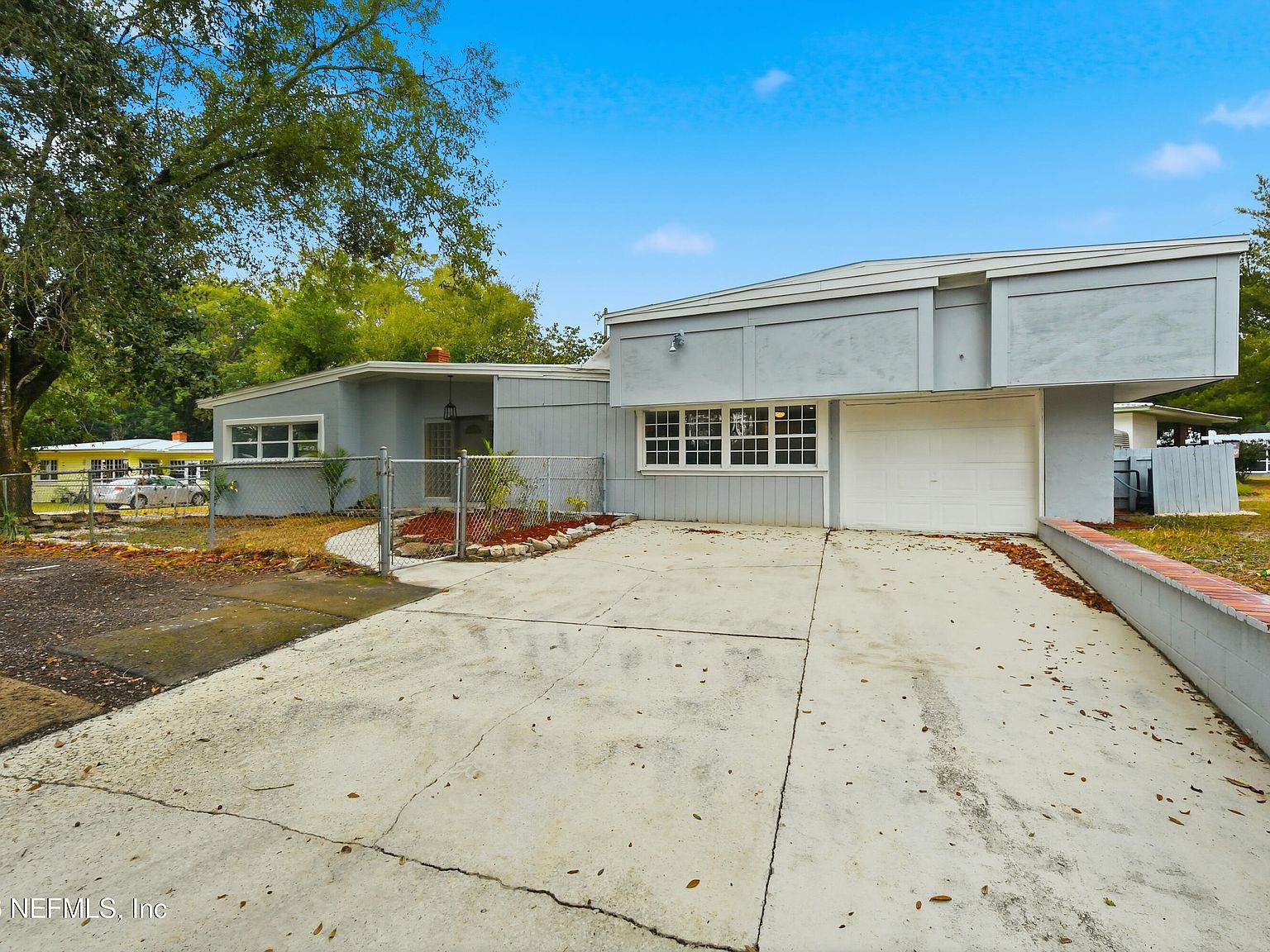 202 Azalea Cir Palatka, FL 32177 - Thumbnail 4