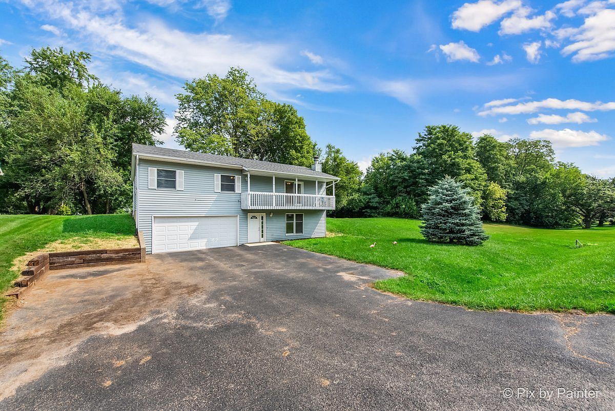 1233 Lakewood Dr Somonauk, IL 60552 - Thumbnail 4