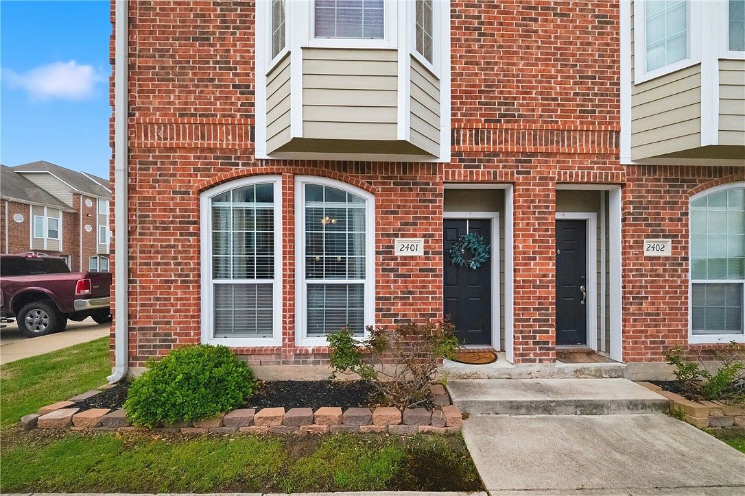 1198 Jones Butler Rd APT 2401 College Station, TX 77840 - Thumbnail 4