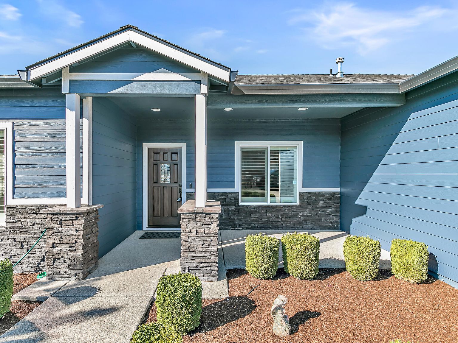 407 N Deanjou Ave Eagle Pt, OR 97524 - Thumbnail 4