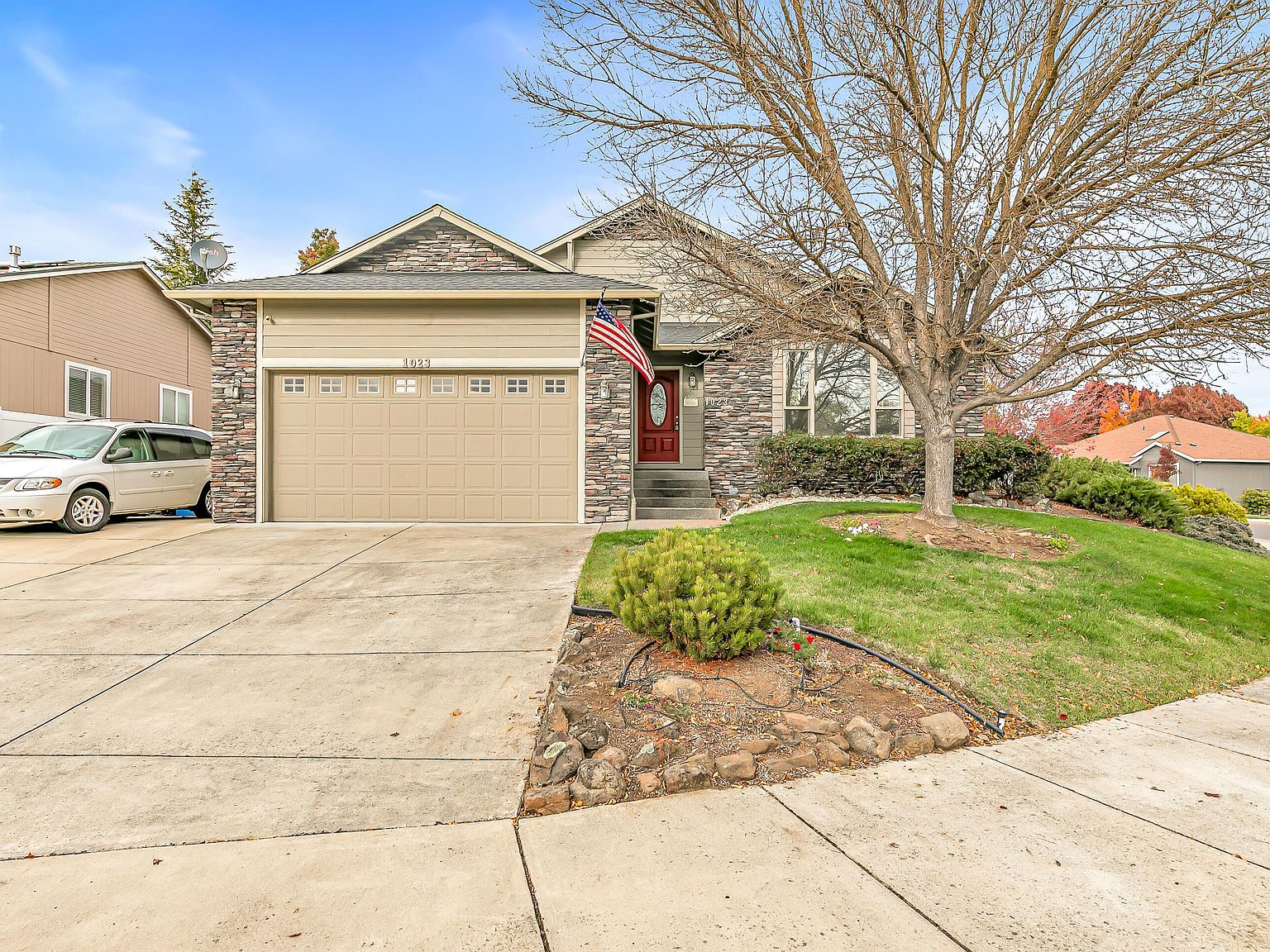 1023 Highlands Dr Eagle Pt, OR 97524 - Thumbnail 4