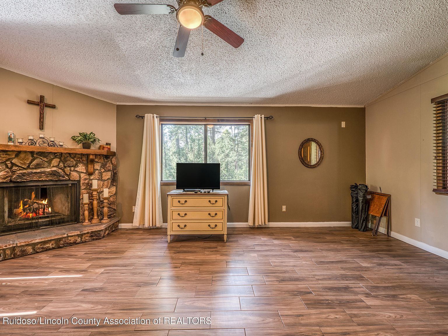 122 S Mountain Breeze Dr Ruidoso, NM 88345 - Thumbnail 4