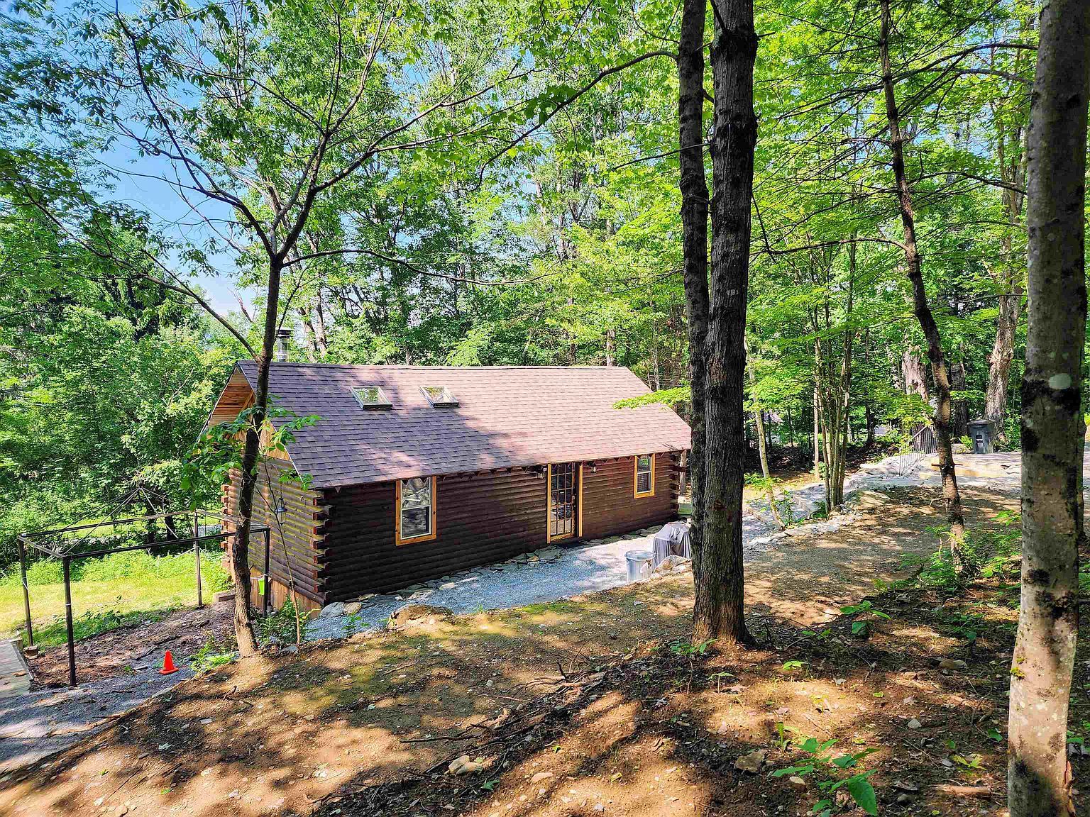 82 Hodge Hill Rd Lisbon, NH 03585 - Thumbnail 4