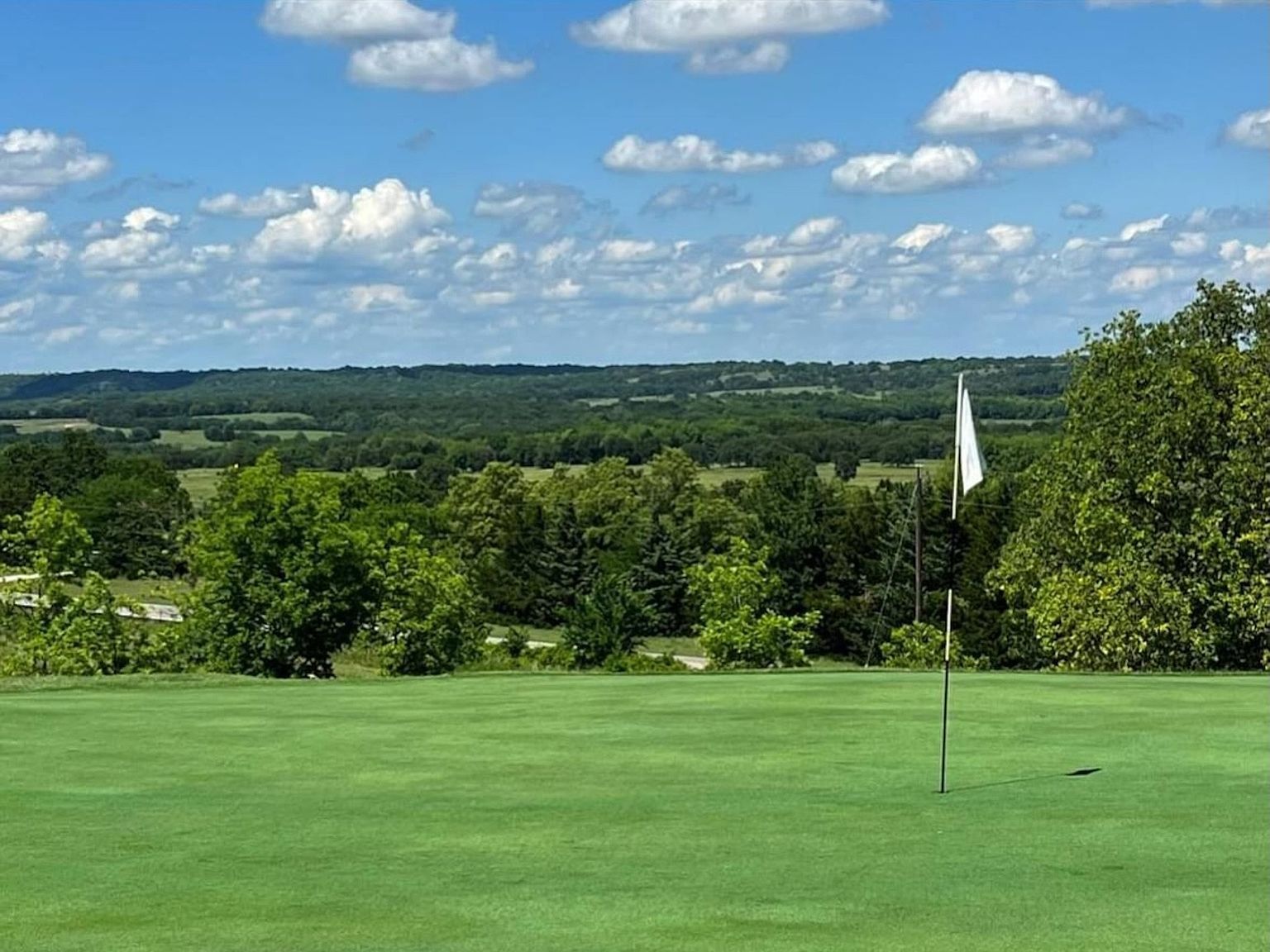 49 Country Club Ct Nocona, TX 76255 - Thumbnail 4