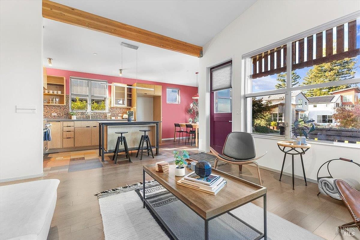 716 Keller Ct Petaluma, CA 94952 - Thumbnail 4