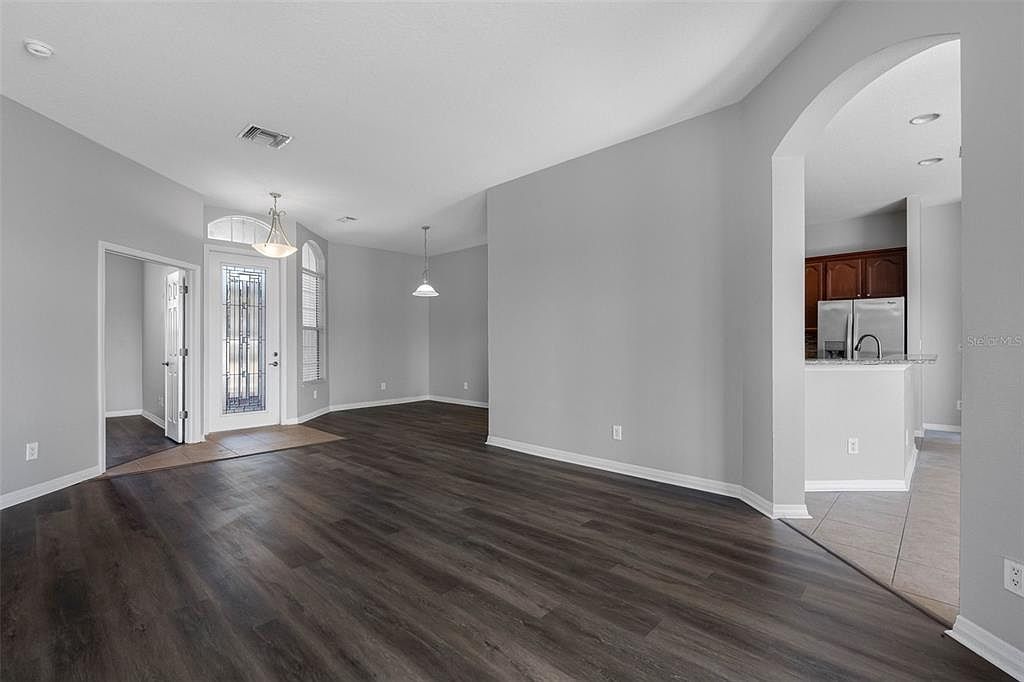 4820 Portmarnock Way Zephyrhills, FL 33543 - Thumbnail 4