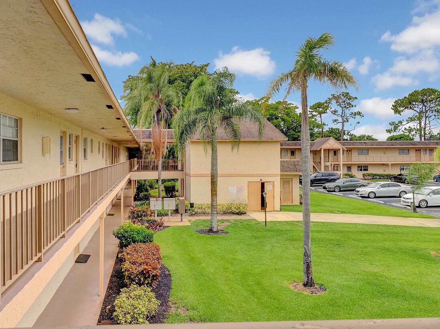 3001 Linton Blvd APT 204C Delray Beach, FL 33445 - Thumbnail 4