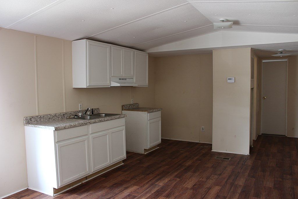 33 E Peeler Ave Lakeland, GA 31635 - Thumbnail 4