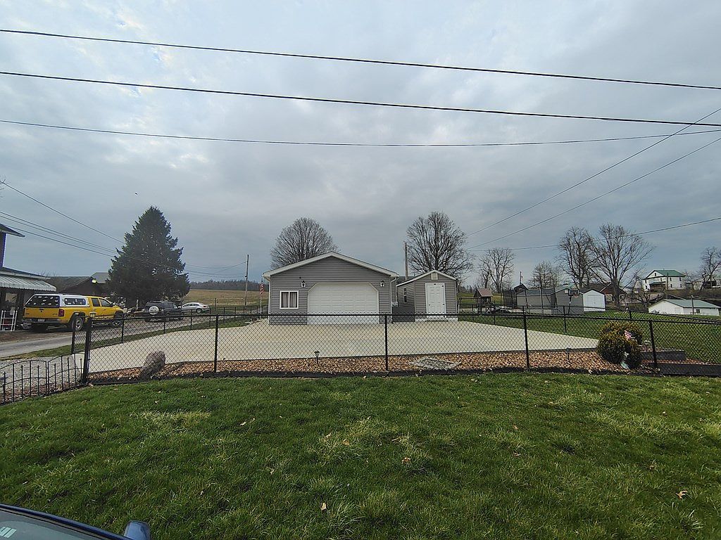 3959 Maple St Hawthorn, PA 16230 - Thumbnail 4