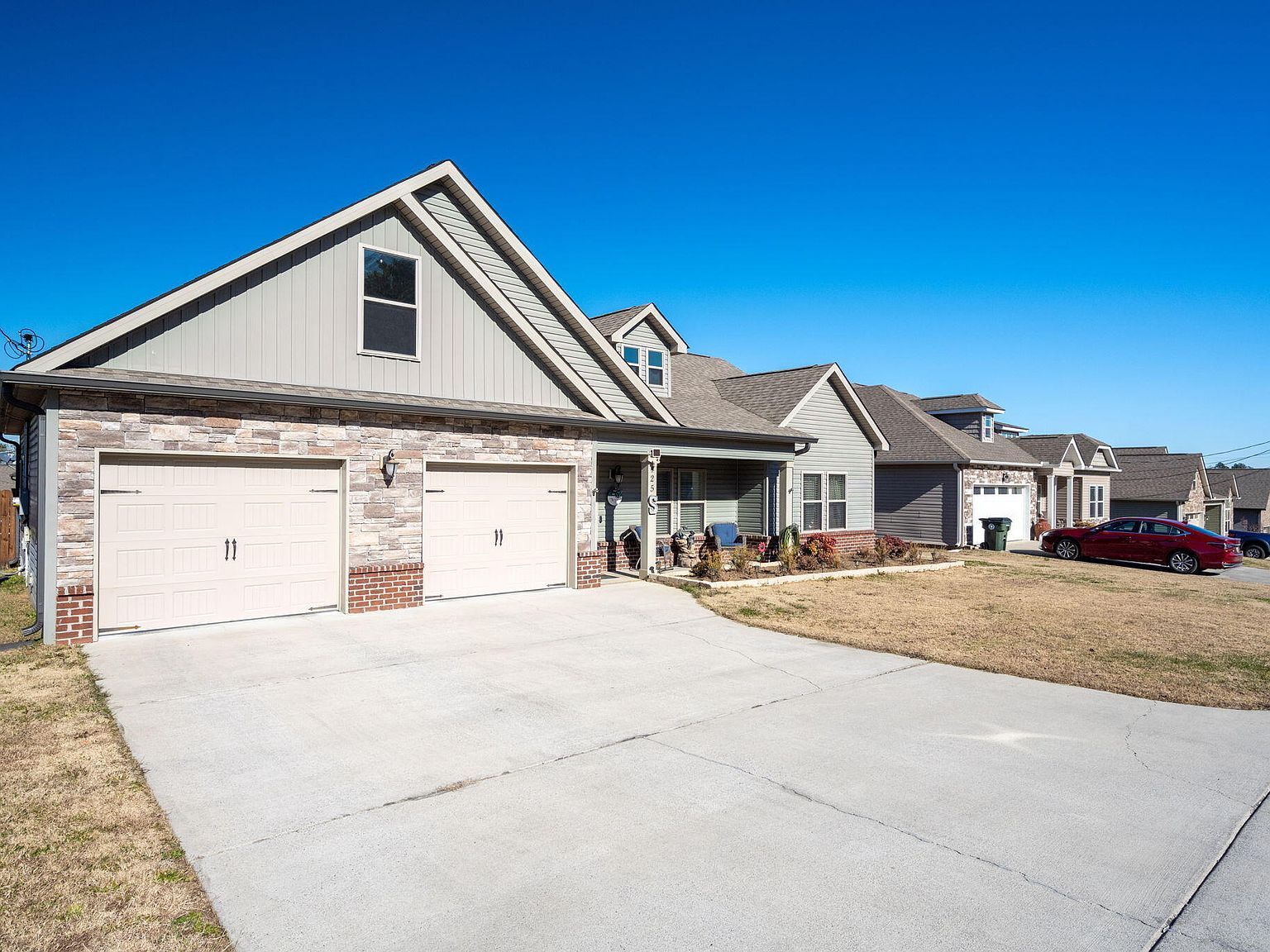 425 Franklin Cir Fort Oglethorpe, GA 30742 - Thumbnail 4