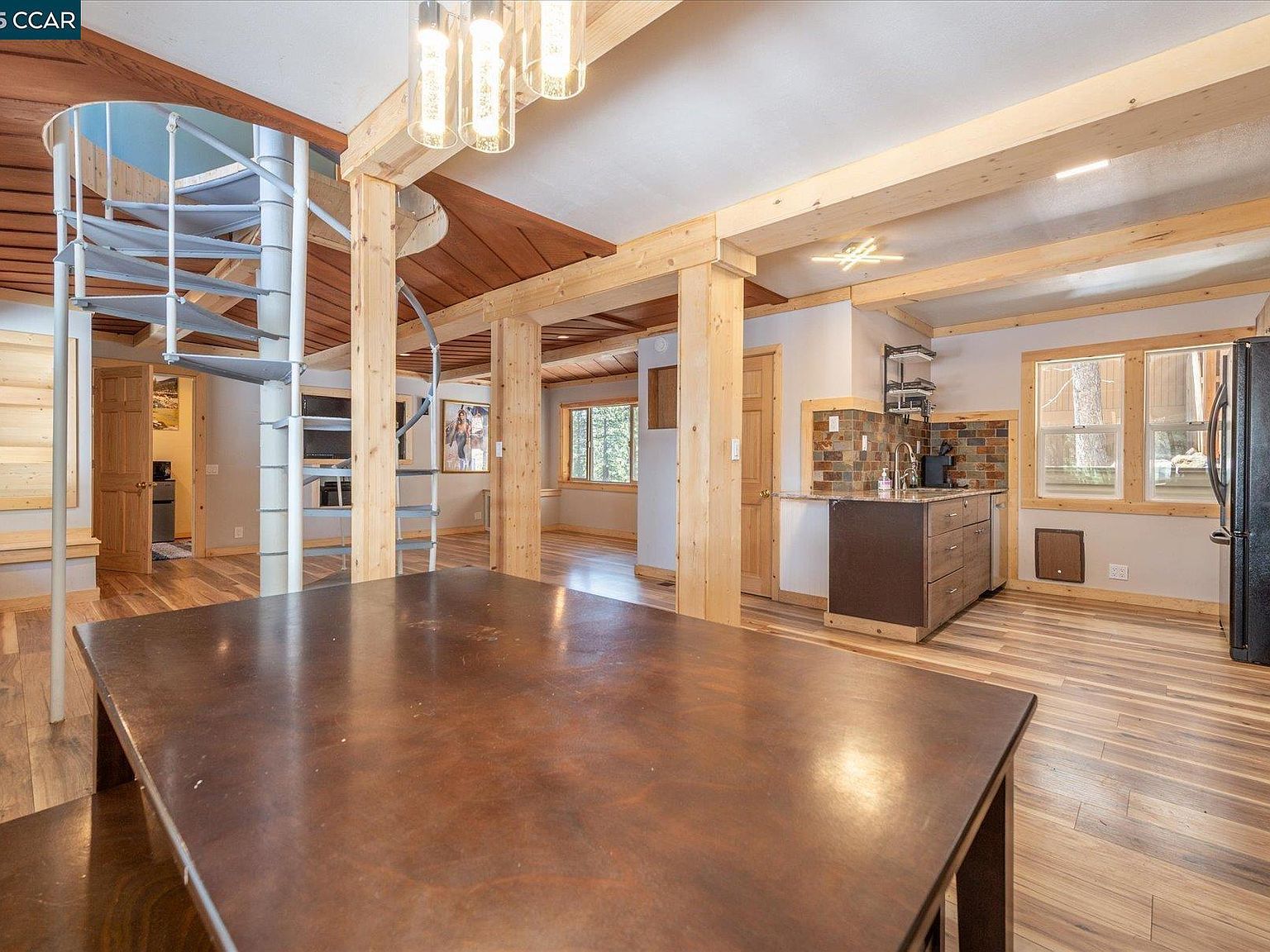 12255 Sierra Dr E Truckee, CA 96161 - Thumbnail 4