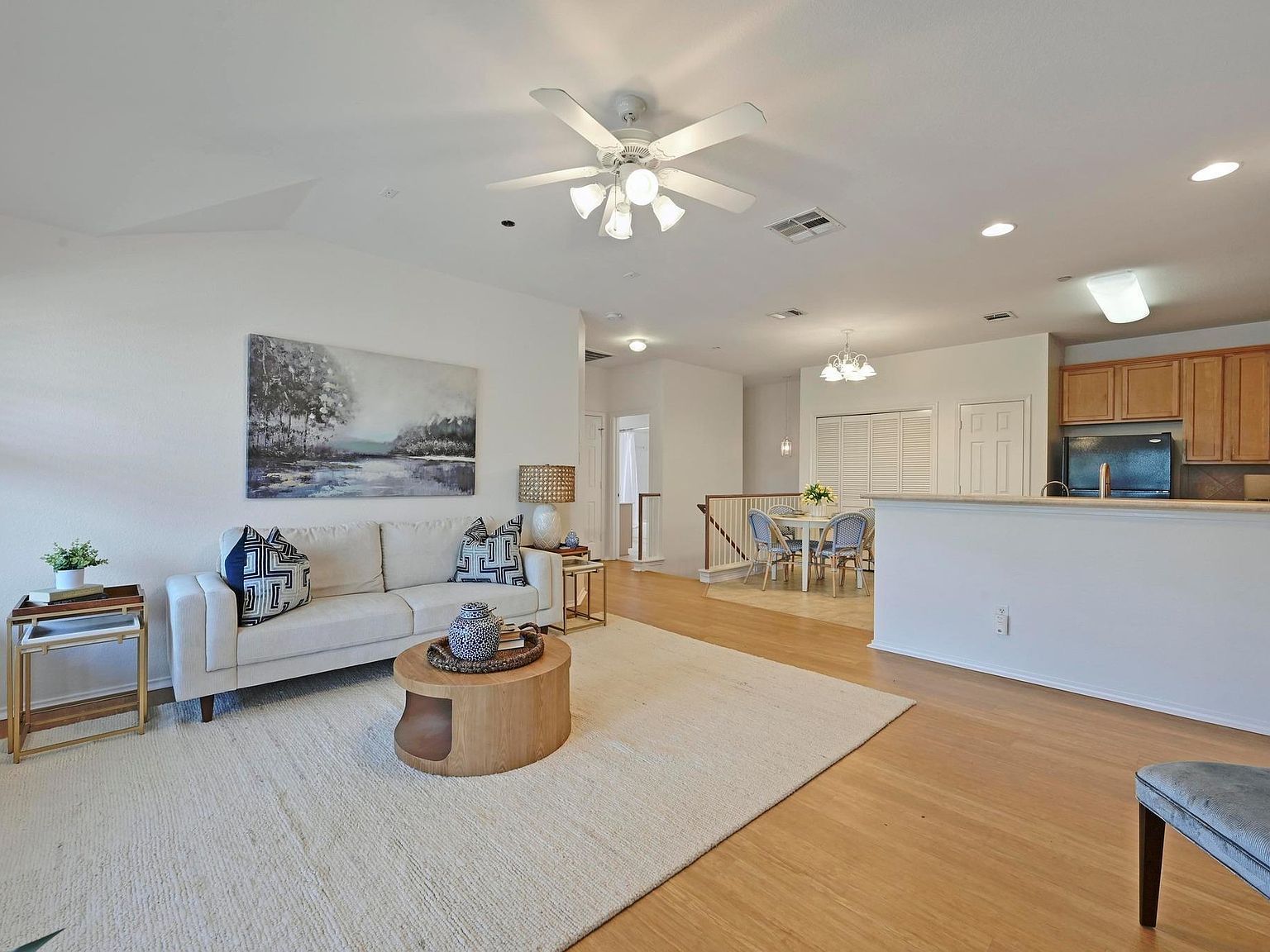 9201 Brodie Ln UNIT 2001 Austin, TX 78748 - Thumbnail 4