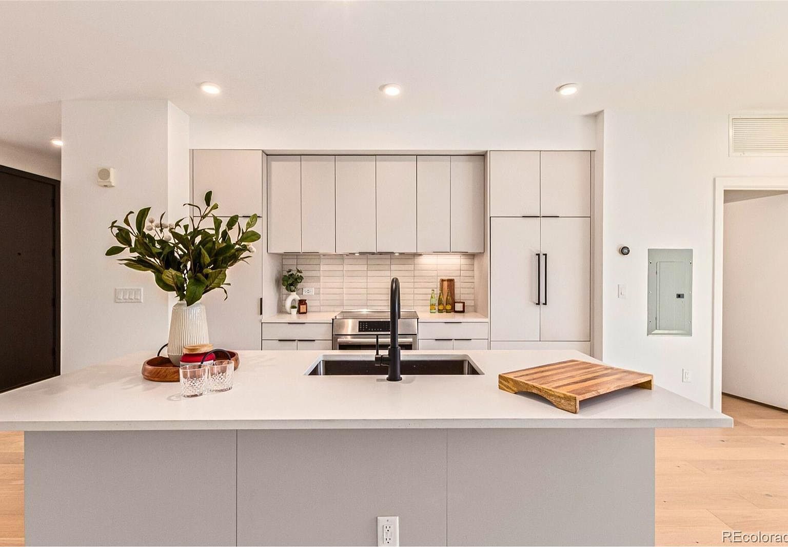 1601 Park Ave #214 Denver, CO 80218 - Thumbnail 4