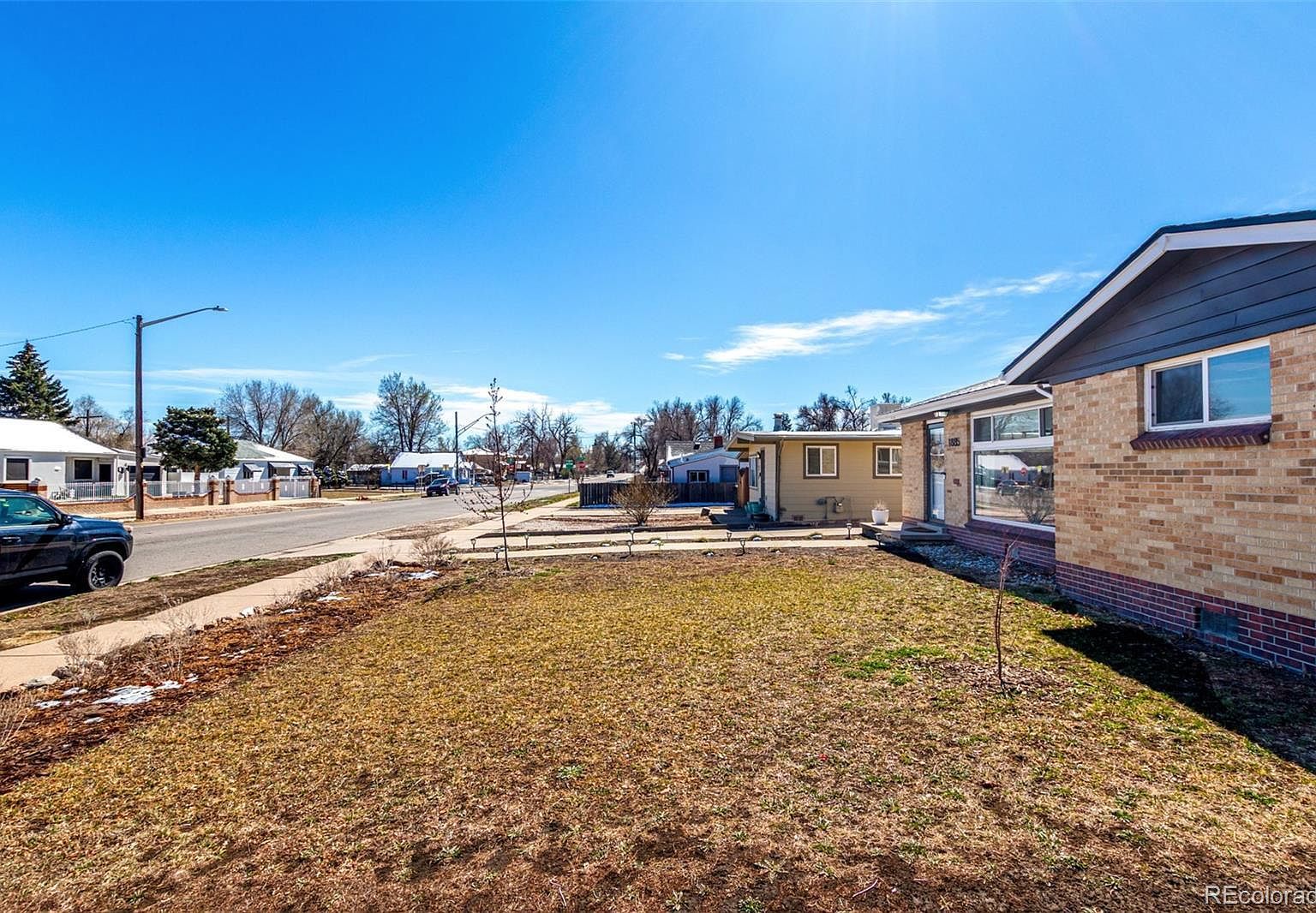 1885 S Zuni St Denver, CO 80223 - Thumbnail 4