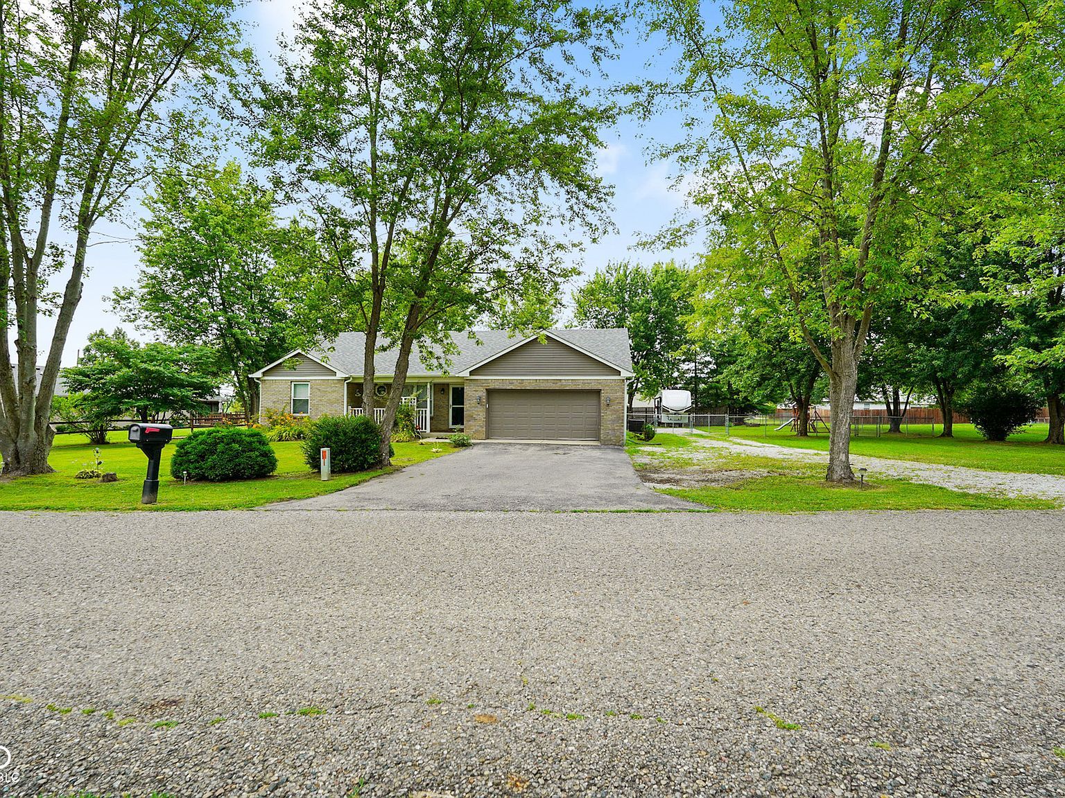 6020 Smokey View Rd Mooresville, IN 46158 - Thumbnail 4