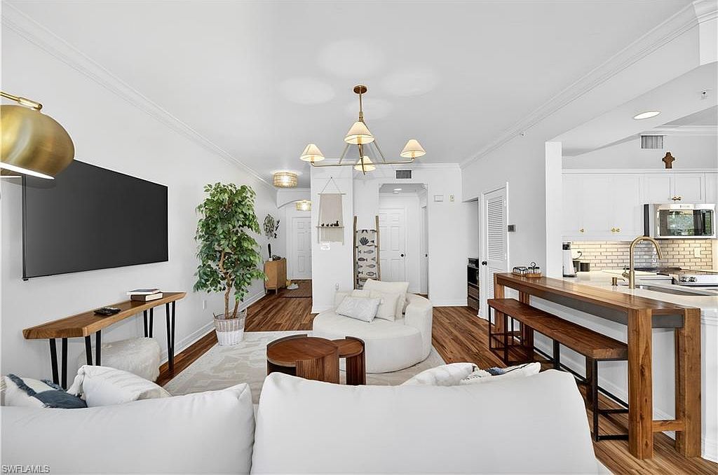 450 Bayfront Pl APT 4202 Naples, FL 34102 - Thumbnail 4