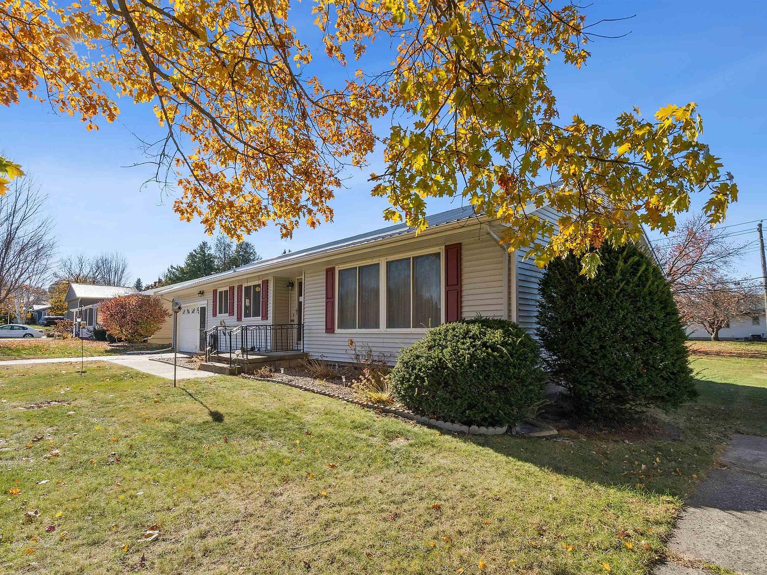 24 12th Ave SE Oelwein, IA 50662 - Thumbnail 4