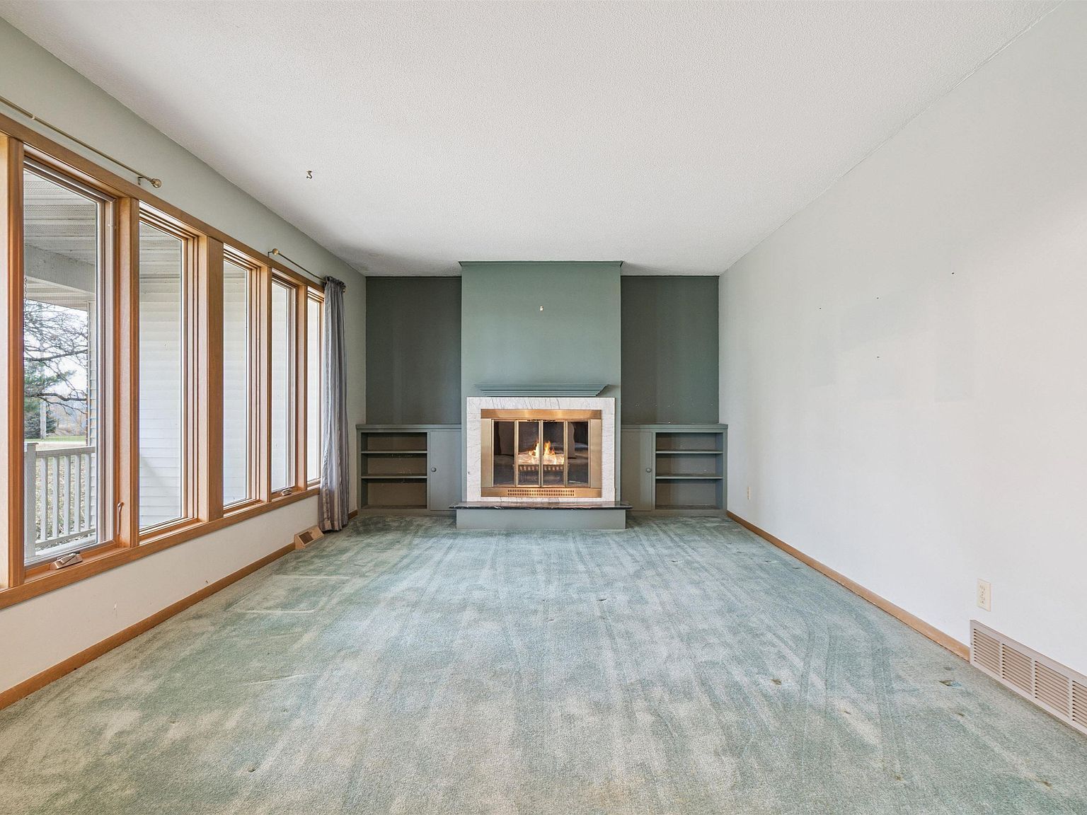 1836 105th St Hazleton, IA 50641 - Thumbnail 4