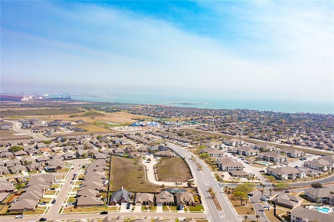 420 Palmer Dr Portland, TX 78374  | Single Family