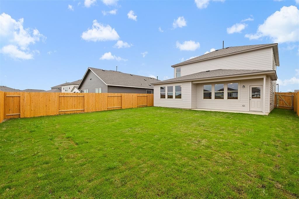 145 Comet Pointe Dr Georgetown, TX 78628 | Single Family