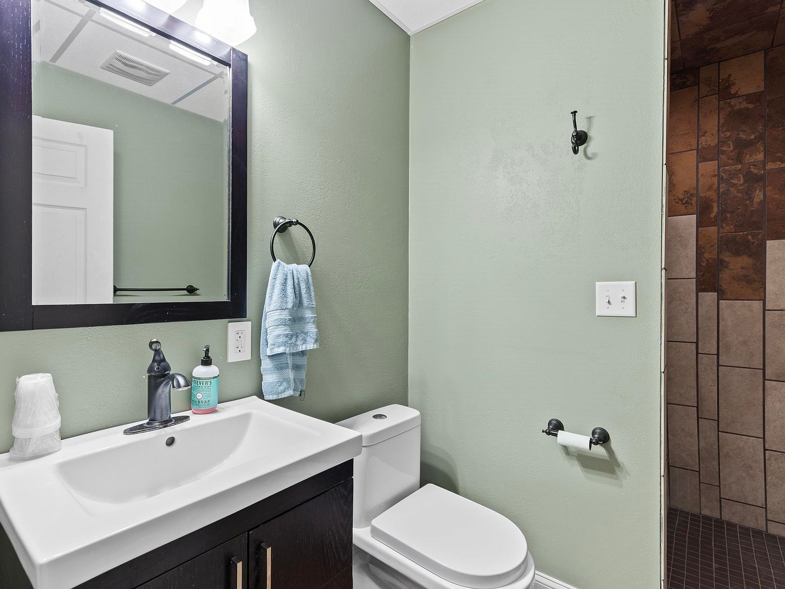 603 N River St Hot Springs, SD 57747  | Multi Family