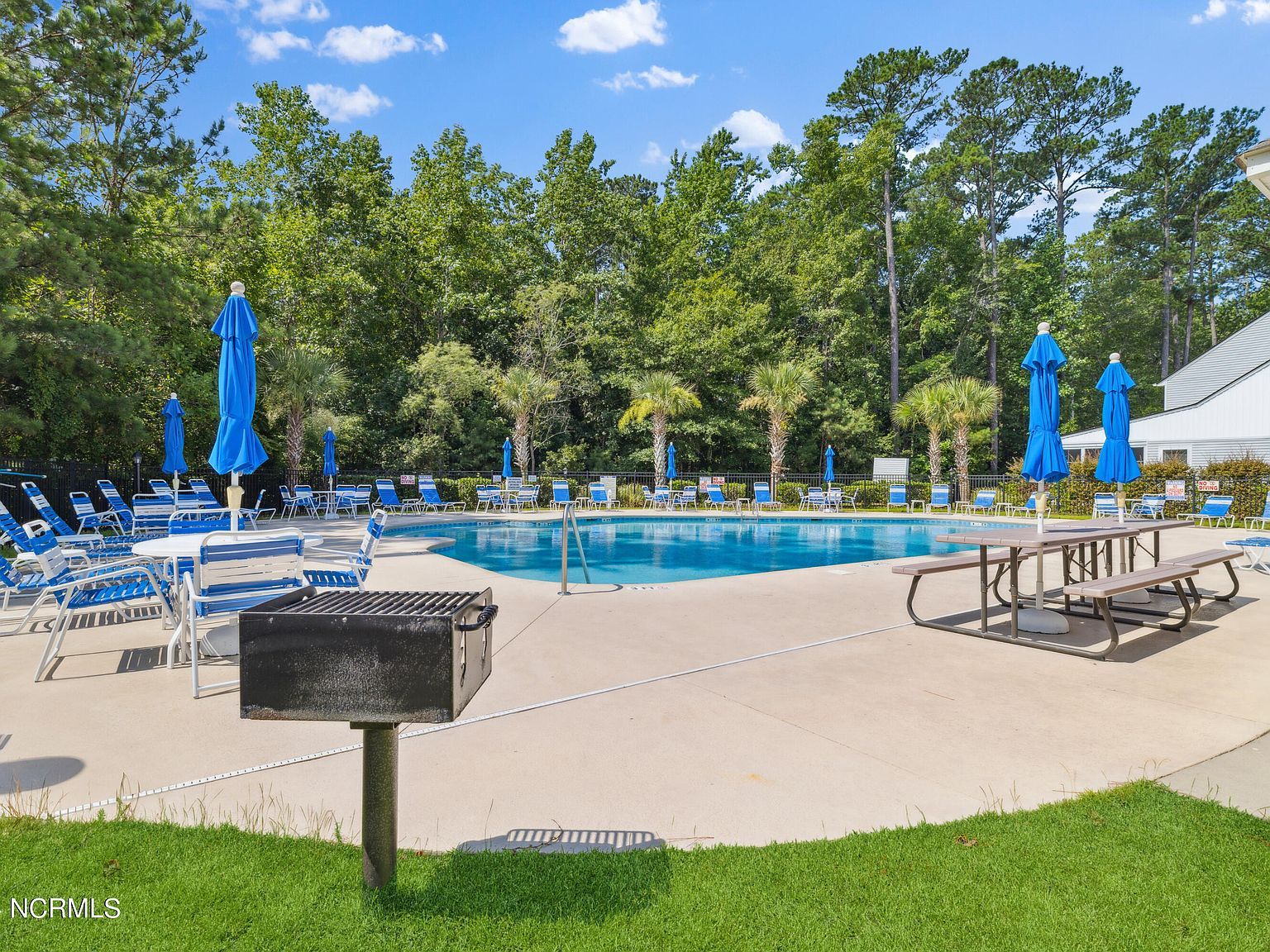 319 Bulkhead Bnd Carolina Shor, NC 28467  | New build