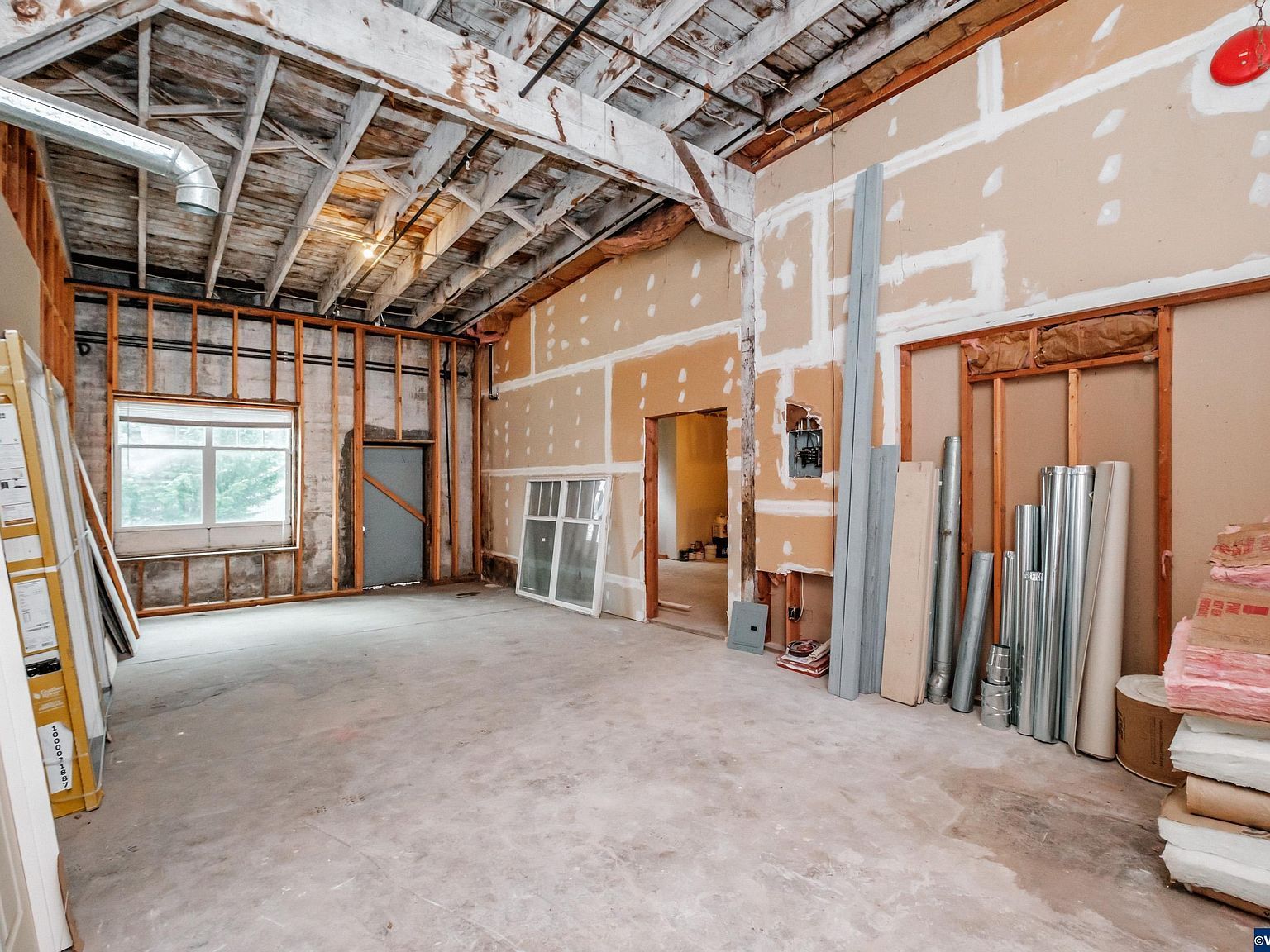 1127 6th Ave SE Albany, OR 97321 | Multi Family