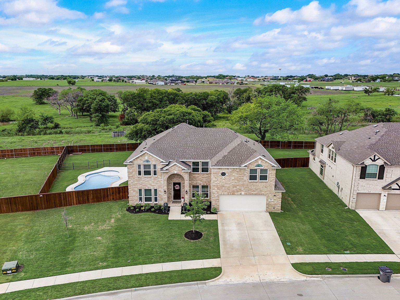 809 Blue Heron Dr Garland, TX 75040  | Single Family