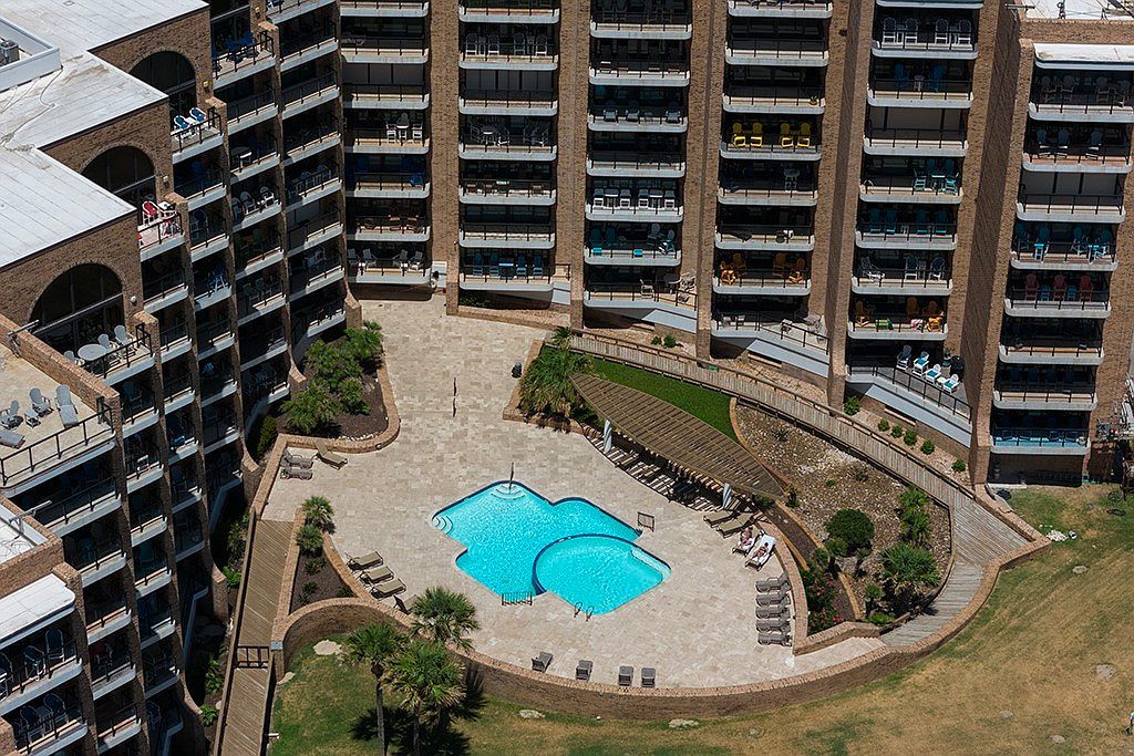 720 Access Rd #802 Pt Aransas, TX 78373 | Condominium