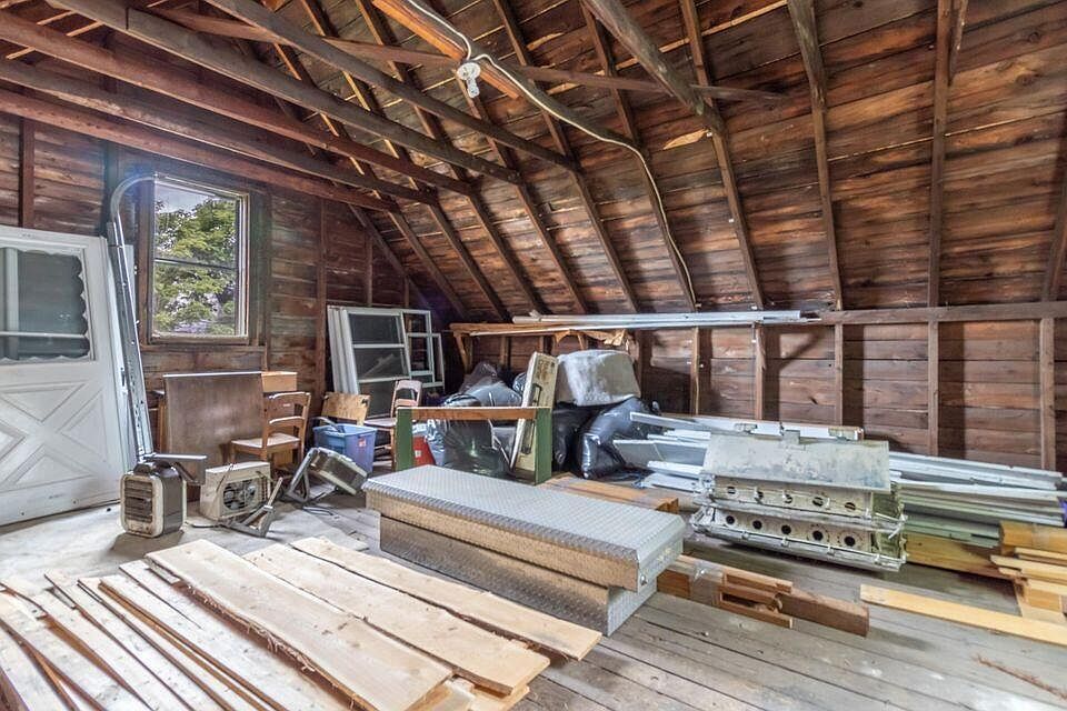 293 Penobscot Ave Millinocket, ME 04462 | Single Family