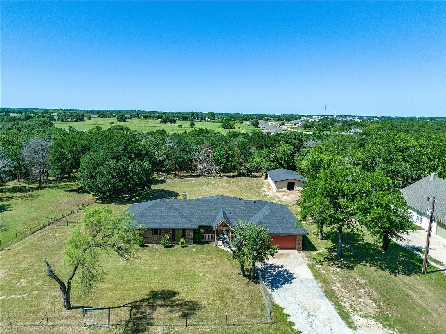 990 J E Woody Rd Springtown, TX 76082  | Single Family