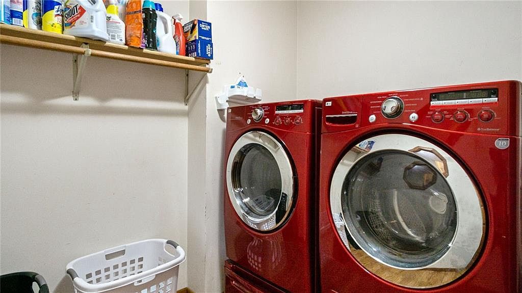 2913 W Princeton Ave Eau Claire, WI 54703 | Single Family