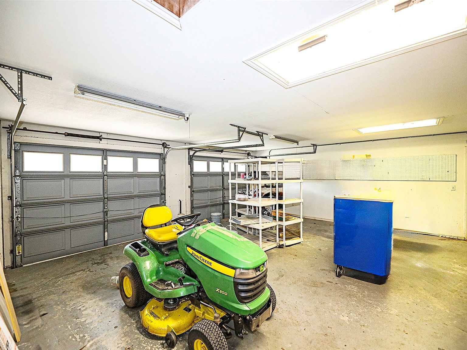 813 Woodland Trl N Bowie, TX 76230 | Single Family