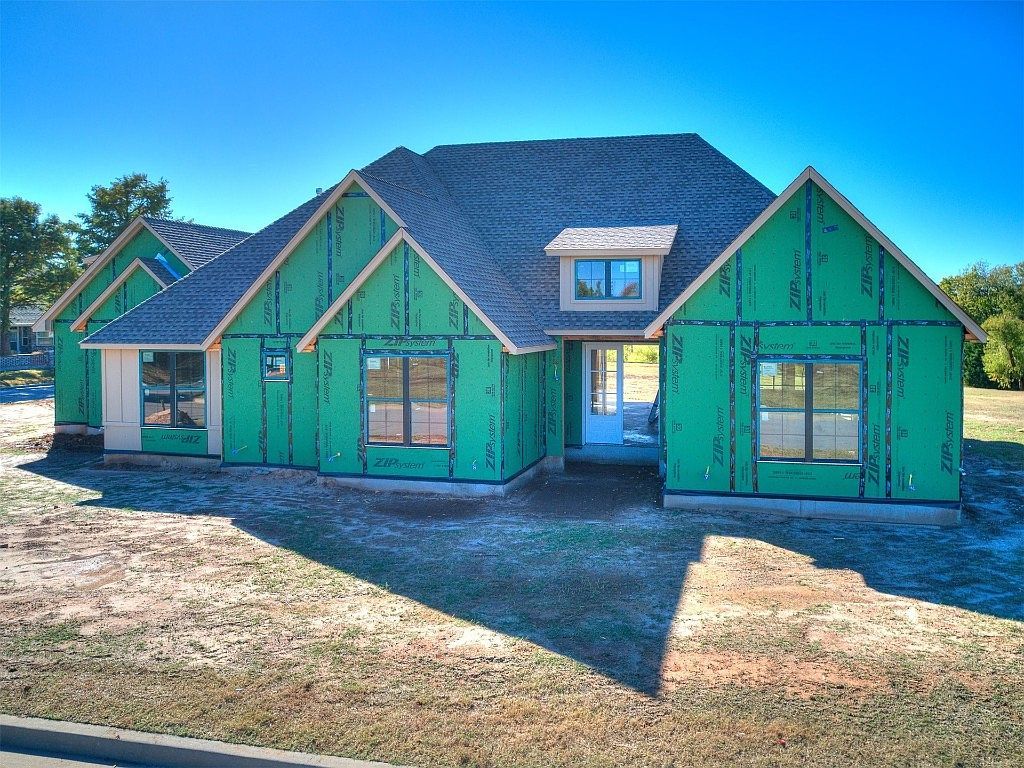 10101 SW 27th St Yukon, OK 73099  | Single Family