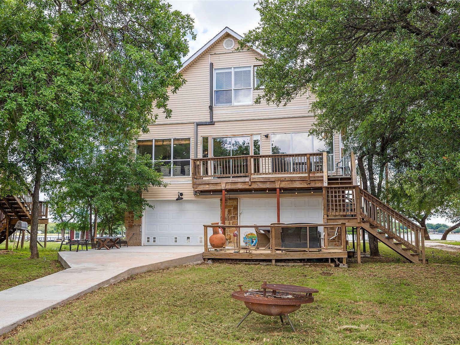 270 Hawk Ln Brownwood, TX 76801  | Single Family