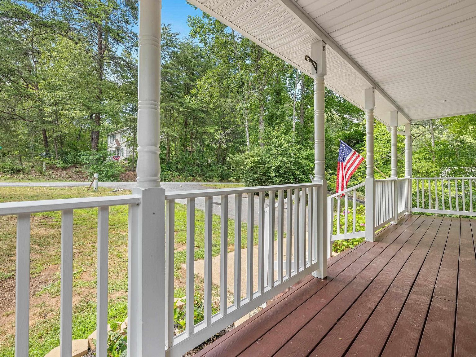 53 Lafayette Dr Palmyra, VA 22963  | Single Family