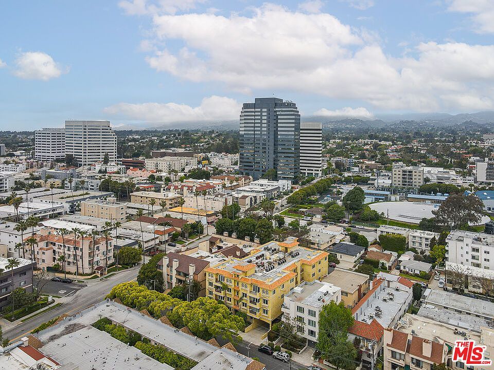 12026 Rhode Island Ave APT 101 Los Angeles, CA 90025  | Condominium