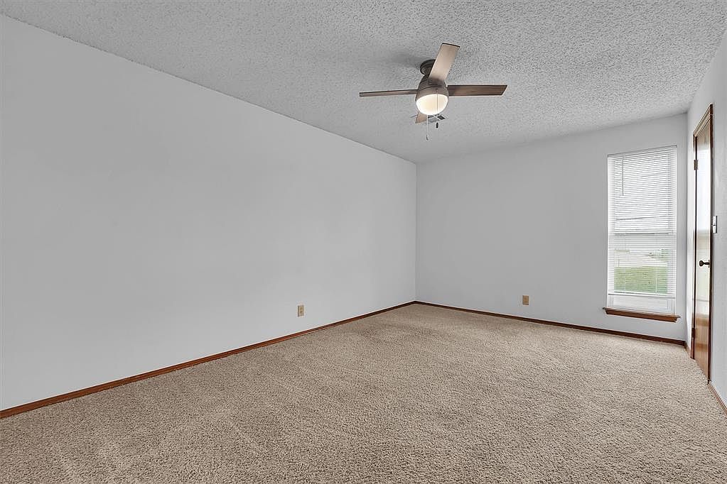 909 N Peace Ave Elk City, OK 73644  | Single Family