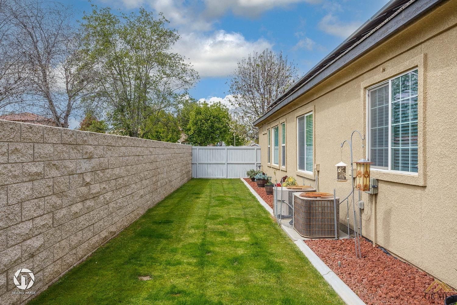 9405 Via Lugano Bakersfield, CA 93312  | Single Family