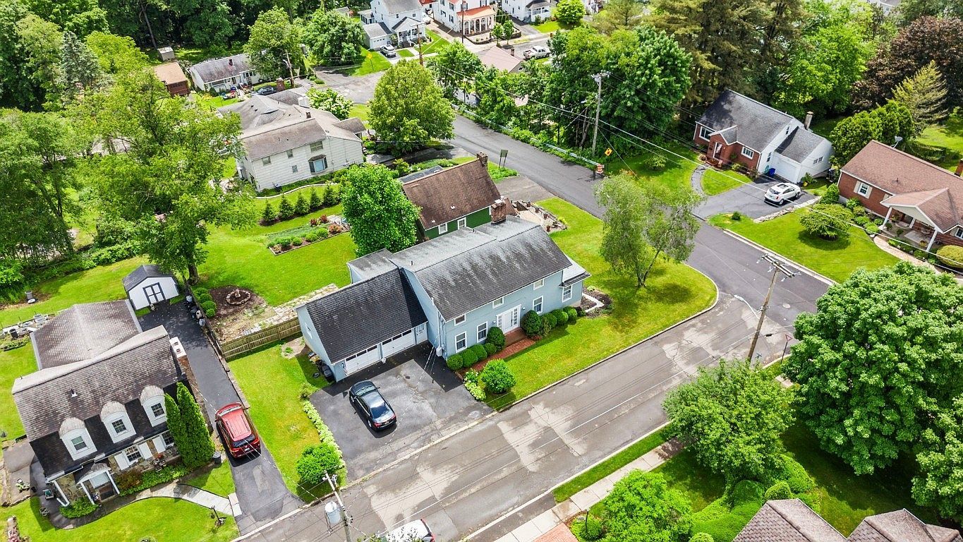 510 Mountain View Dr Endicott, NY 13760  | Single Family